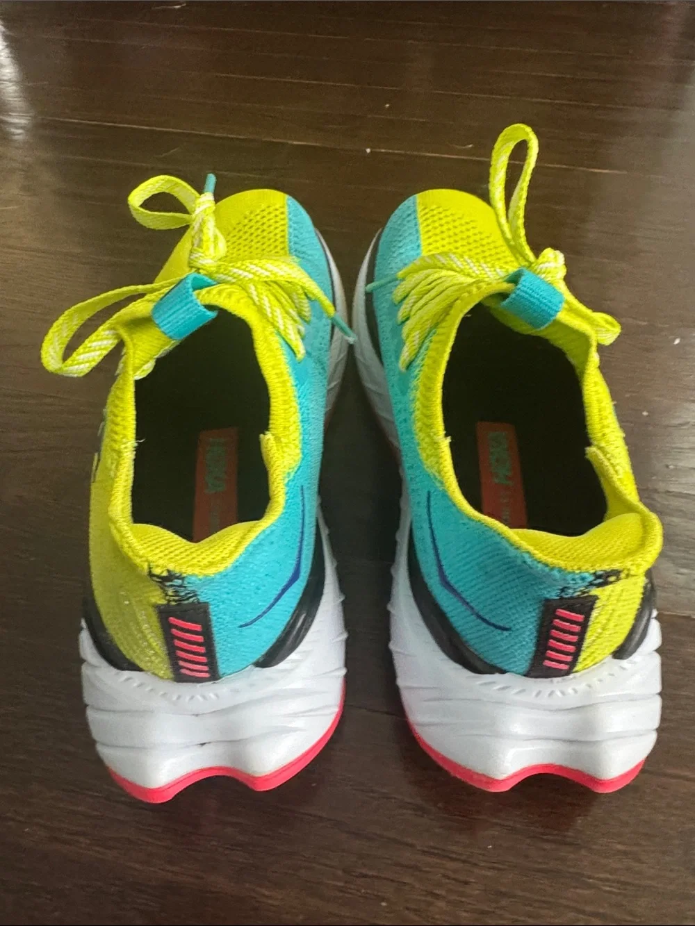 Hoka One Carbon X3 Two-Tone Neon Yellow & Turquoise Running Shoes Women’s Size 6